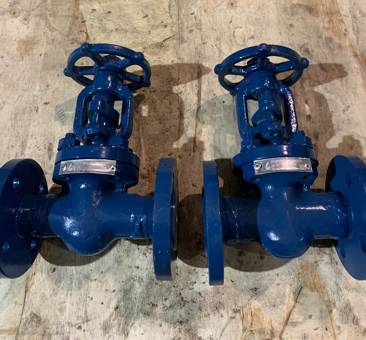 Выполнен заказ на производство партии задвижек 31лс41нж и 31лс15нж